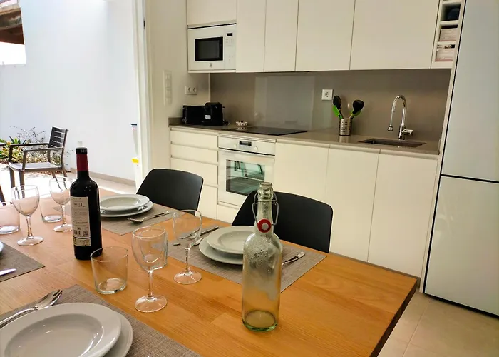 Casa De Els Arbocers بيت للعطل كالا بلانكا