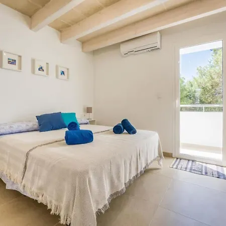Holiday home Casa De Els Arbocers Cala Blanca (Menorca)